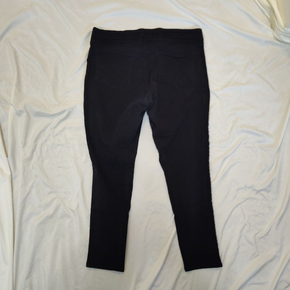 Lot of 3 Old Navy Denim Black Pants, Shorts, and Skirt Women's Size 18 - Picture 11 of 12